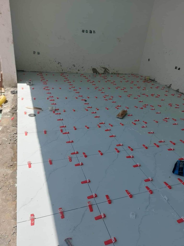 مبلط سيراميك